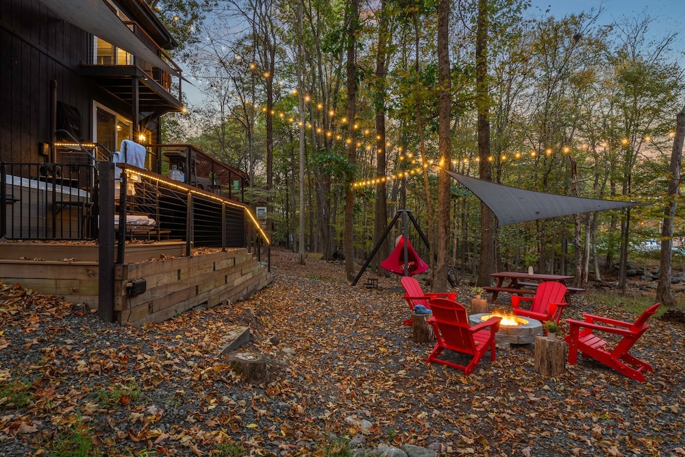 Somerset Lodge by Avantstay Hot Tub Lake Access Community Amenities