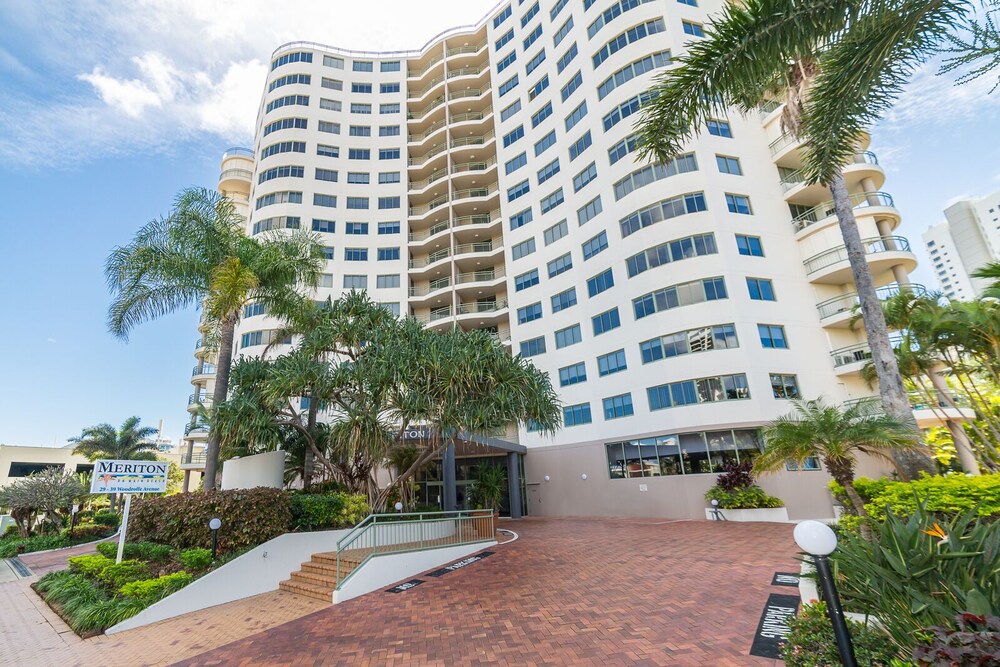 Main Beach Vacations - The Meriton on Main Beach - Property Image 8