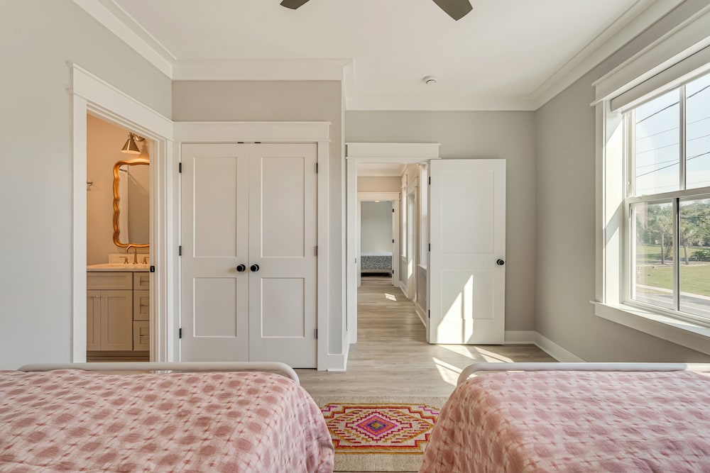 5,000+ Sq Ft! Luxe Beachfront House in Port St Joe