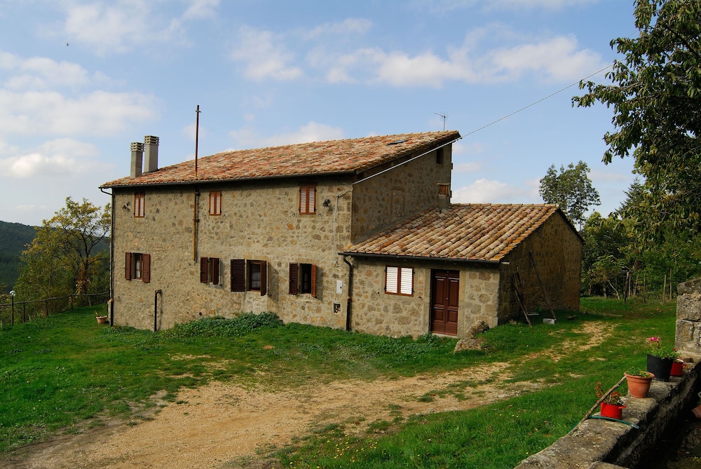 Agriturismo La Piaggia Vivo D'orcia - "once Upon a Time" Apartment - 3 Guests photo 2