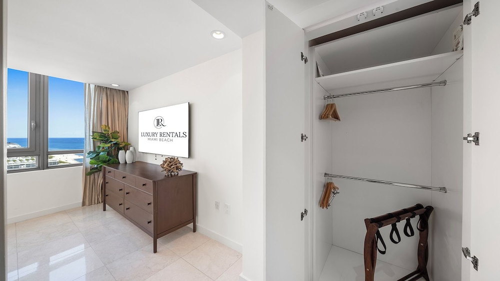 Luxury Vacation Rentals at The Setai by LRMB