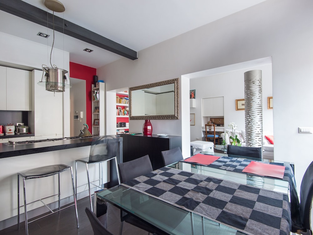 Coronari Enchanting Two Bedroom Apartment