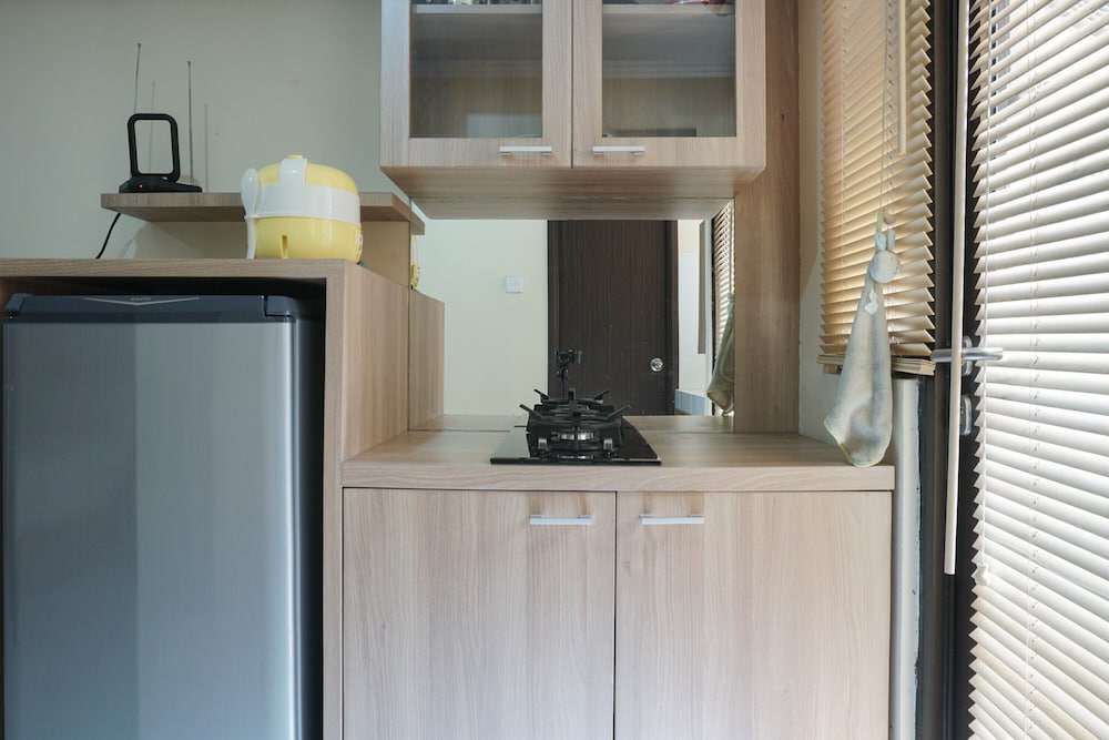 Comfortable Studio Room At Kebagusan City Apartment