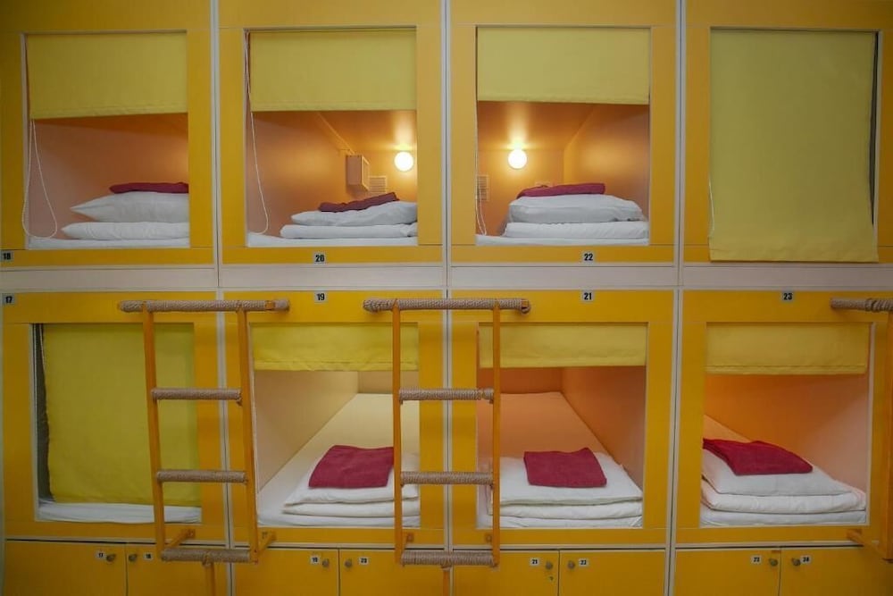 Capsule Hostel Yes