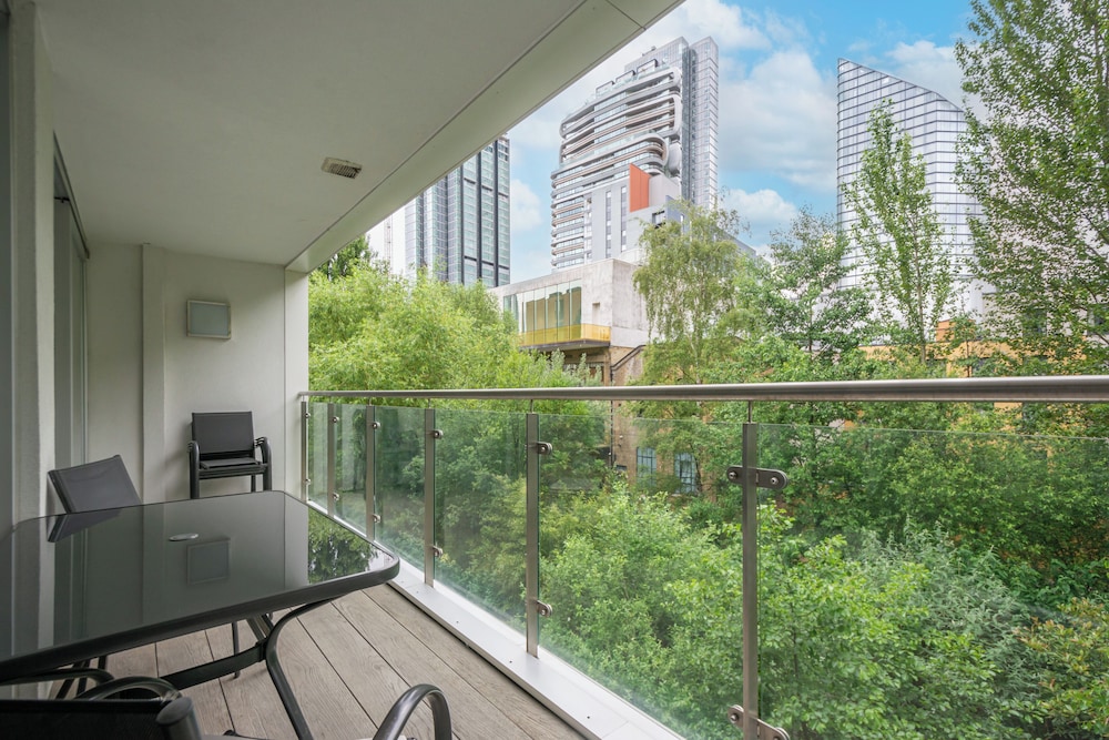Spacious 3 Bed Apartment in Angel