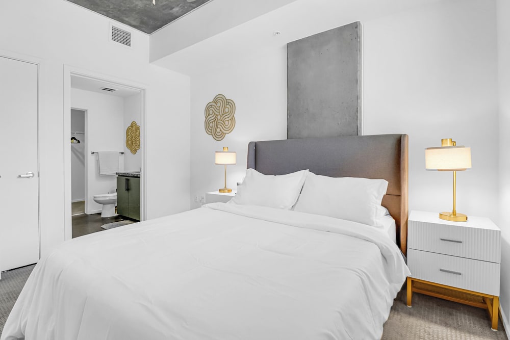 Phoenix Urban Luxury Escape