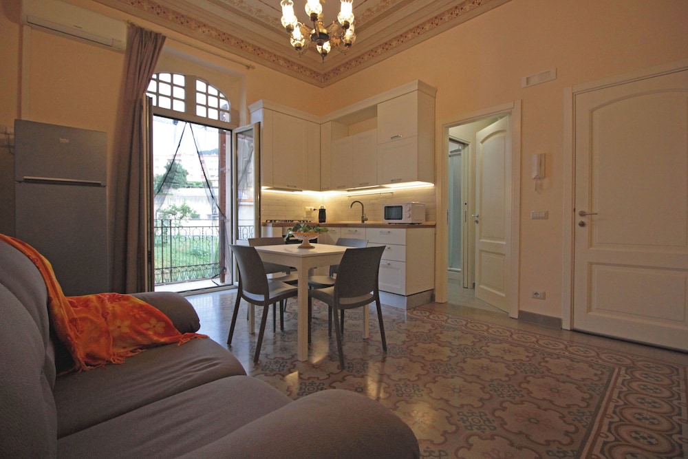 Moro Central Apartment