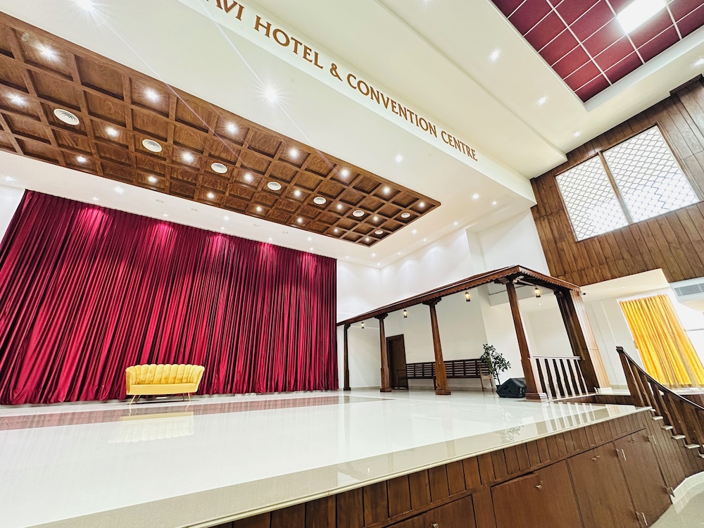 Shambhavi Hotel & Convention Centre