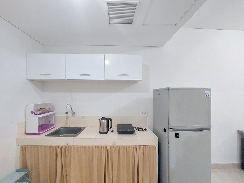 Comfort And Homey 2Br At Podomoro City Deli Medan Apartment
