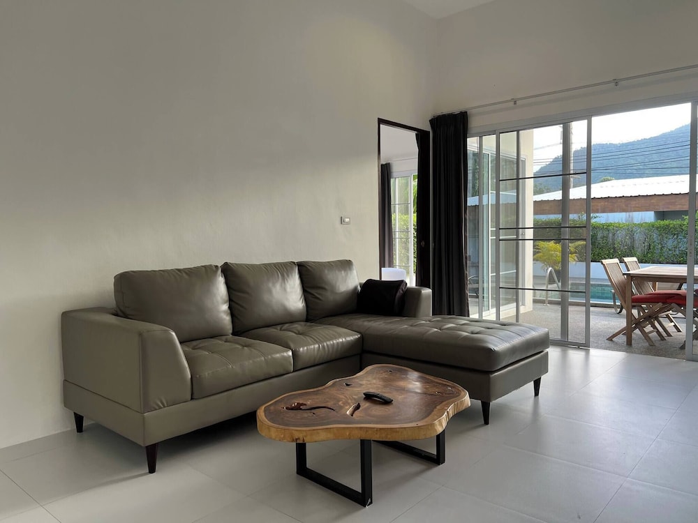 Tranquil Oasis in Taling Ngam 2-bedroom Pool Villa