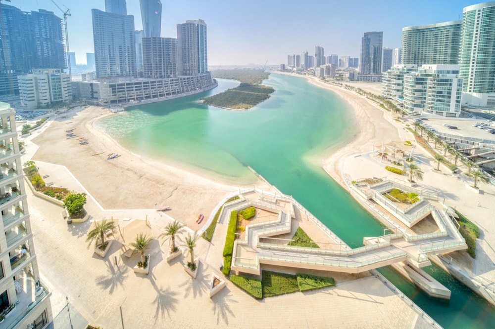 Reem Island Beach Escape w Stellar Balcony Views