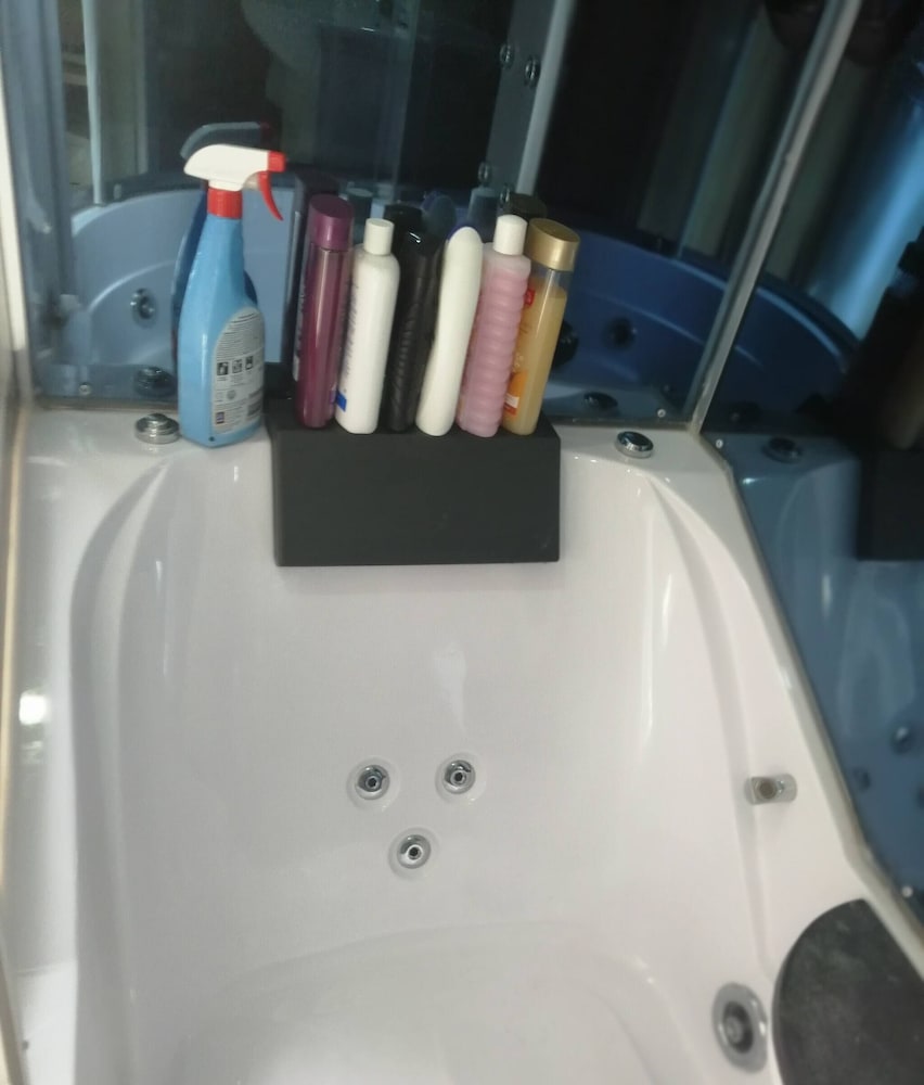 Room-charming Bradford Room to Rent With