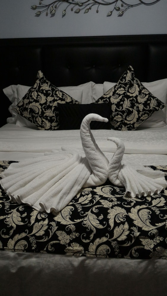 Niagara-on-the-Lake Vacations - Blue Skies Bed and Breakfast - Property Image 17