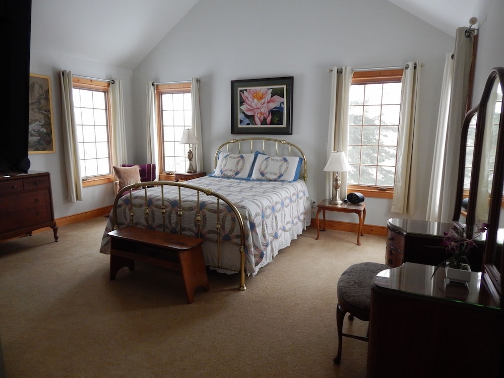 Galena Vacations - House on Lookout Trace - Property Image 9
