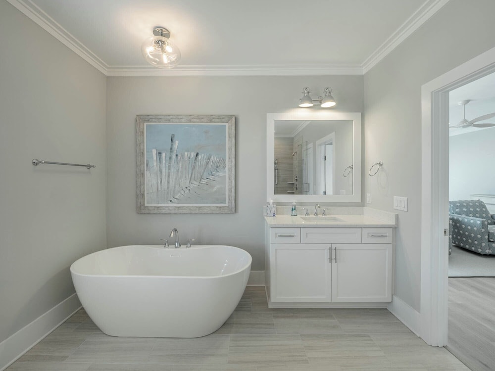 Love Kure by Carolina Retreats