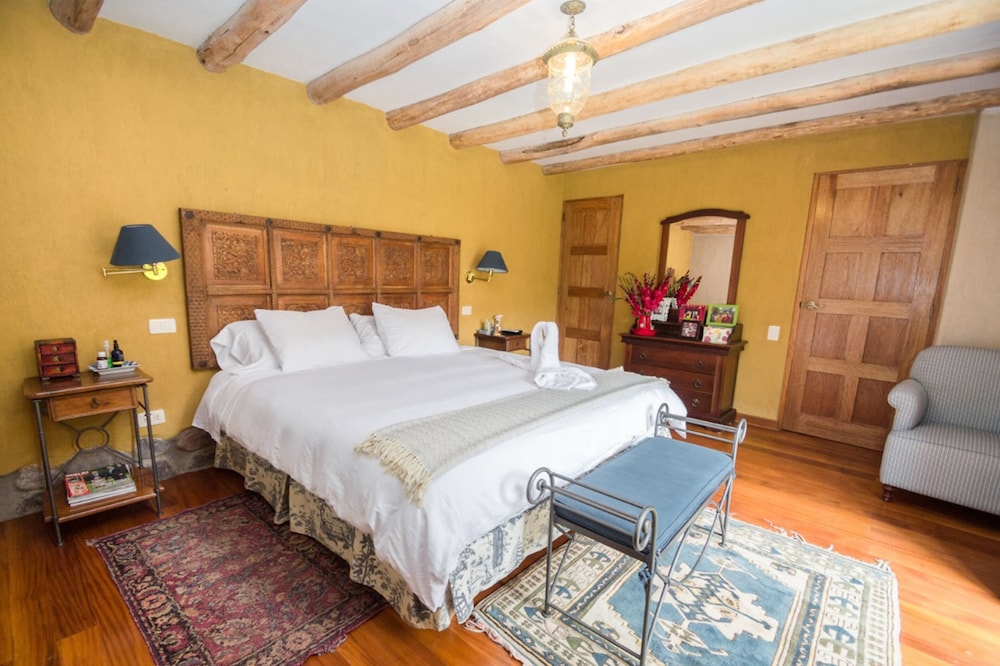 Artsy & Luxury Sacred Valley House