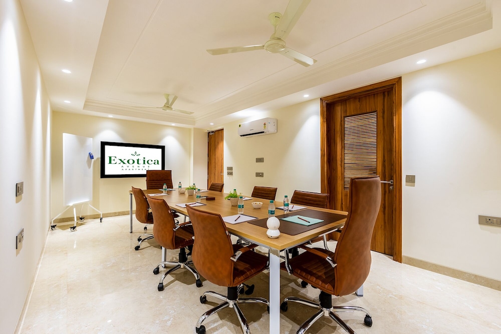 FabHotel Exotica Avenue Apartments