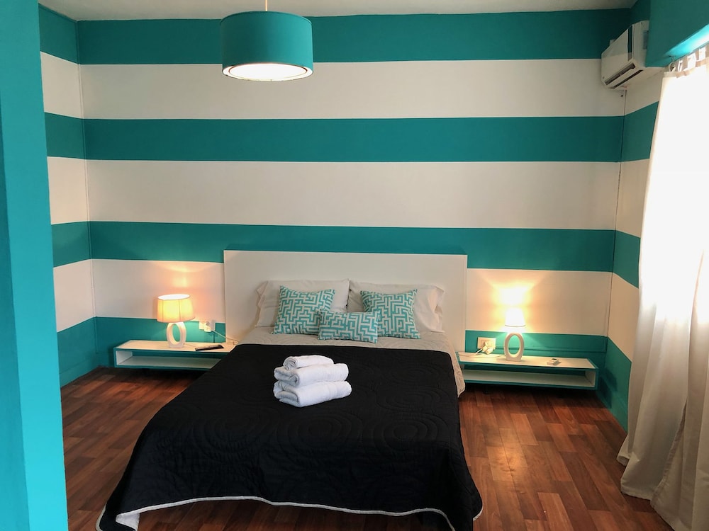 Defensa 821 Bed & Breakfast