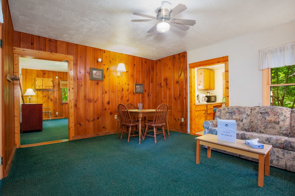 Birchcliff Resort