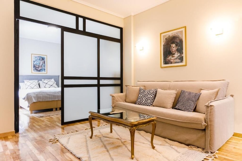 Luxury B by OTOTO