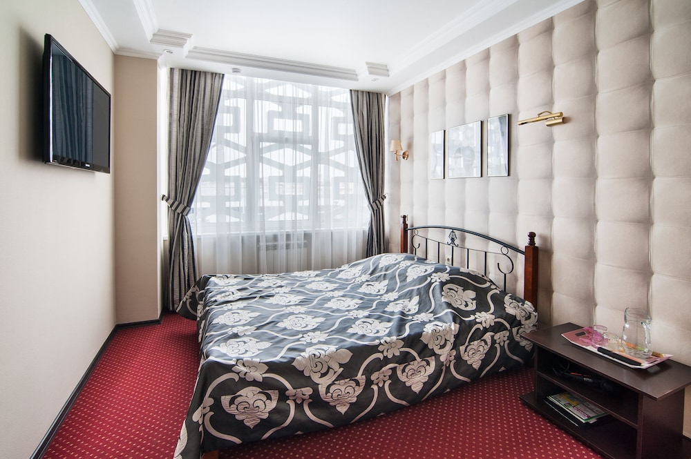 Express hotel & hostel