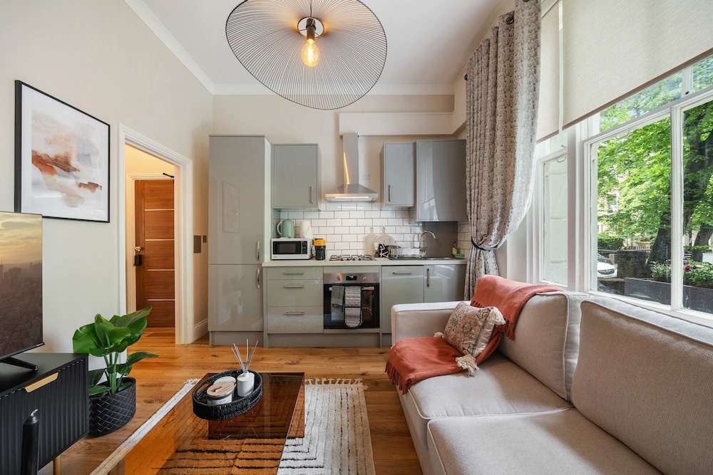 2-bed Notting Hill Apartment With Garden Access