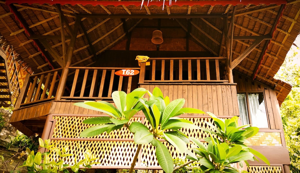 Phi Phi Relax Beach Resort