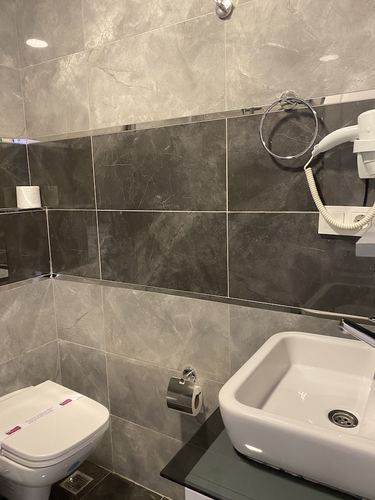 Spinel Hotel - Image 71