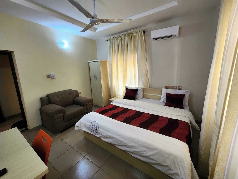 Laylah Suites and Apartment
