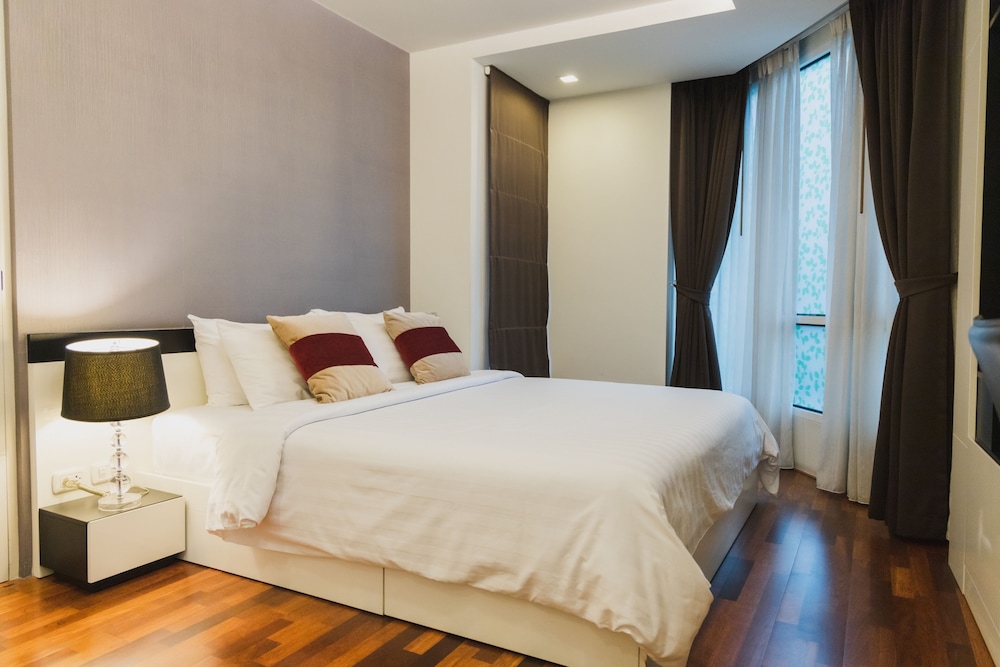 Beverly 33 Suites by PROMPT HOLIDAY HOME