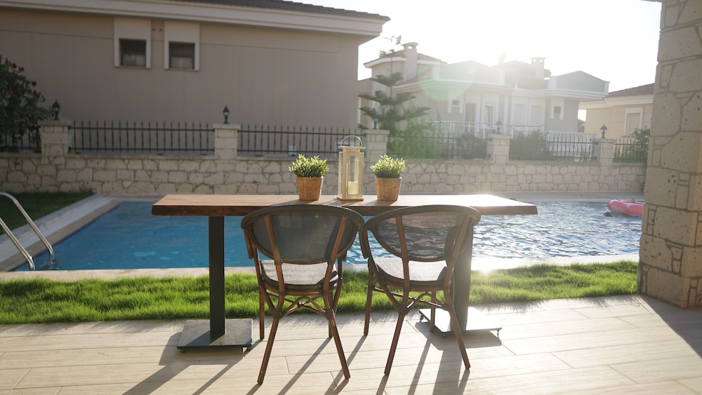 Fizzio Alaçatı Hotel - Image 37