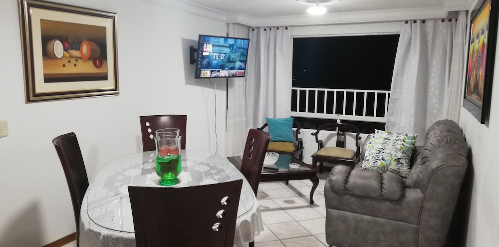 Apartamento con acceso a piscina view 5