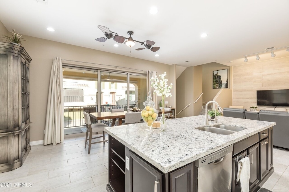 Villa Princess 4 Bedroom Townhouse by RedAwning view 5