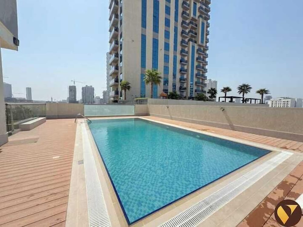 Jeewar JVC near Circle Mall rooftop Pool