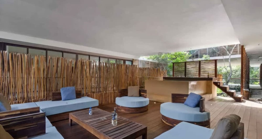 Great Located 2 Br w Terrace Private Pool