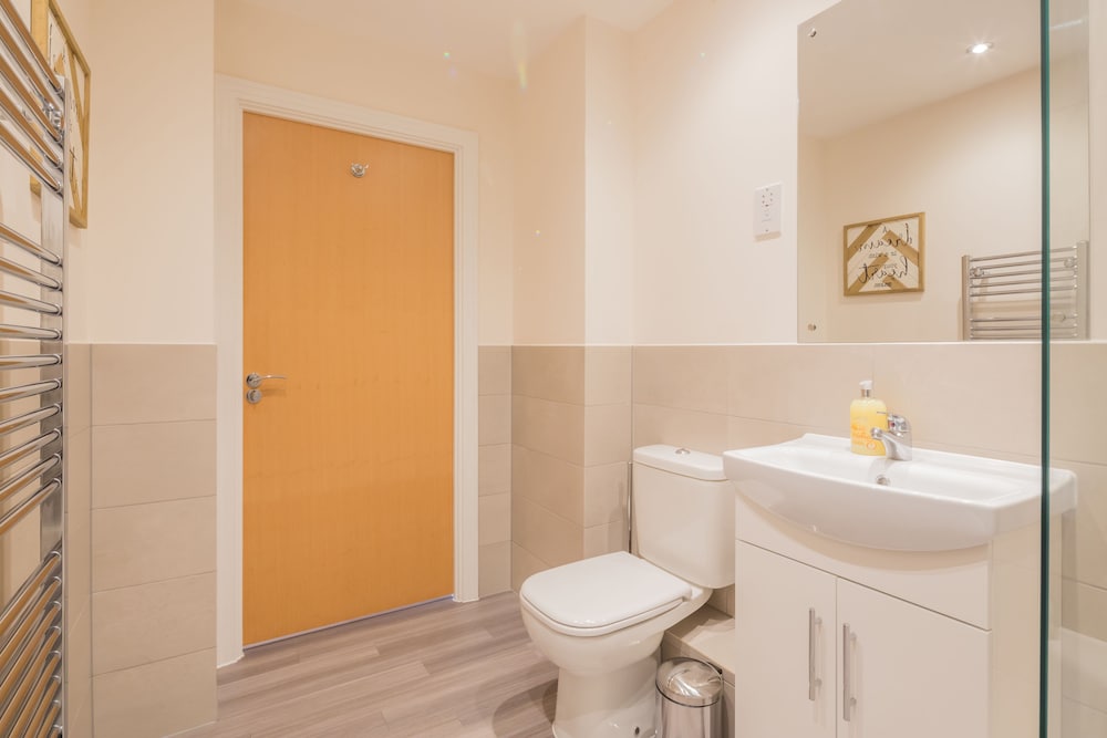Stevenage Vacations - Skyline Luxury Apartments - Property Image 5