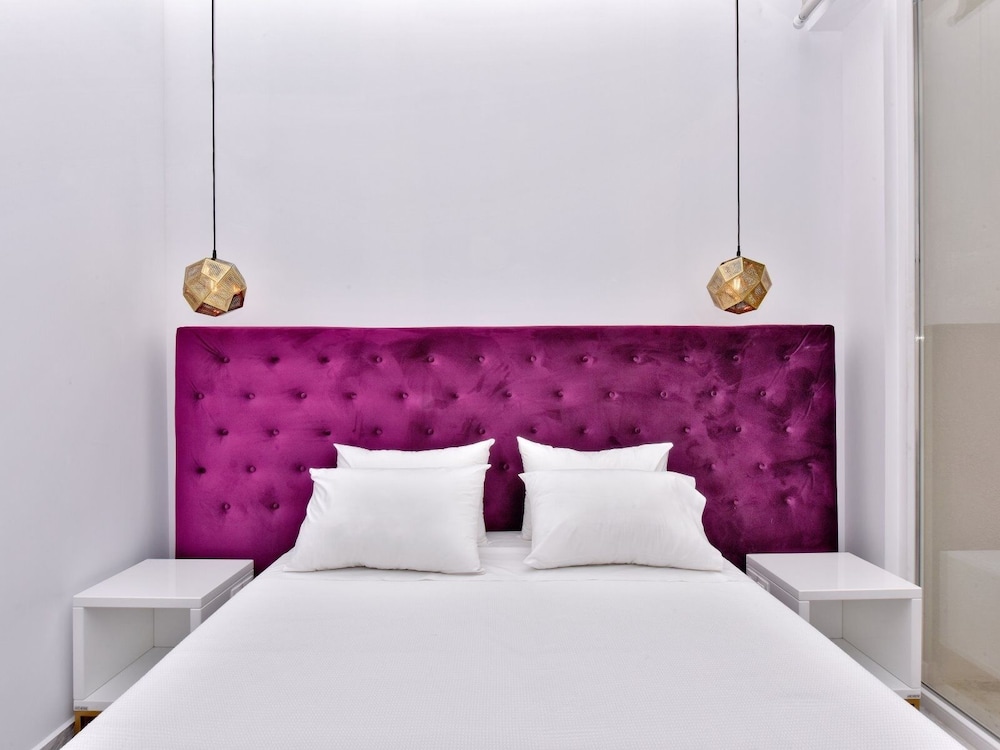 4 Elements Earth Luxury Suites photo 5