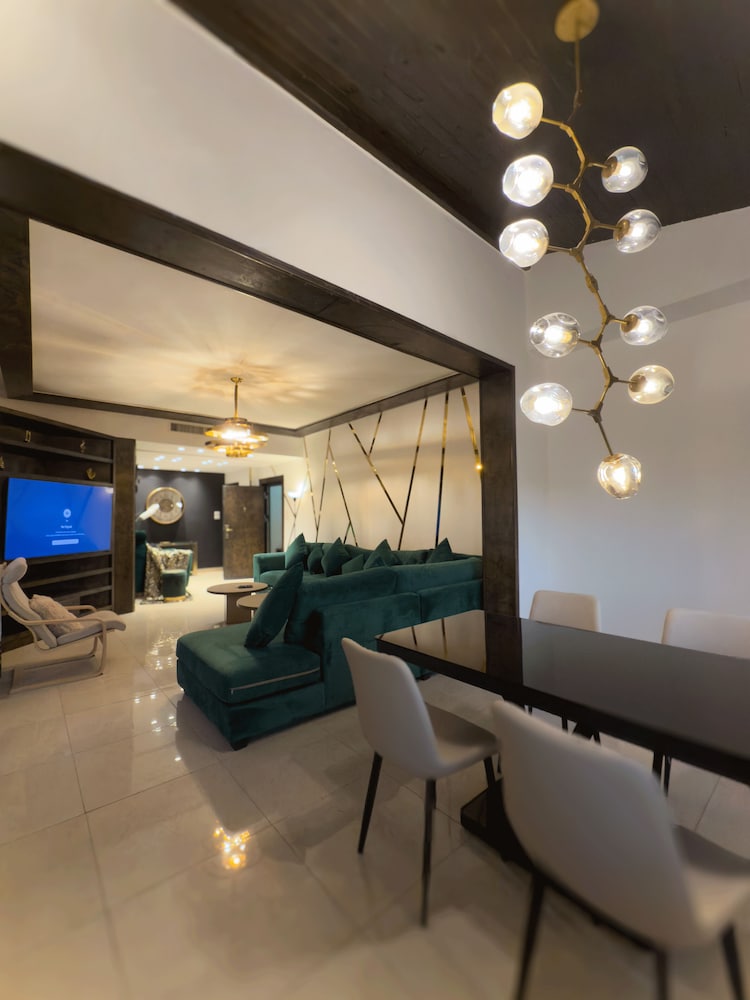 Charming Amman Apartment With Central AC and Parking