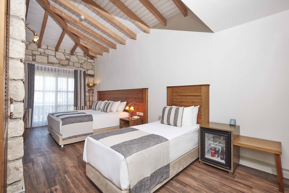 AlaBora Otel - Alaçatı - Image 45