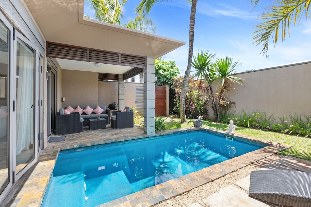 Athena Villa D10