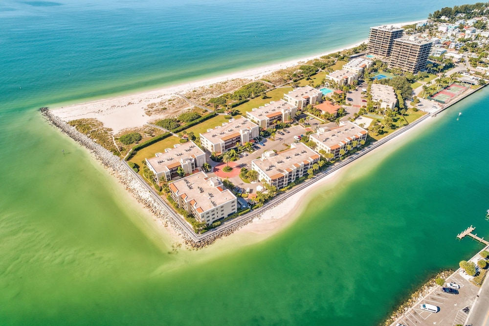Land's End 3-403 Bay Front - Premier