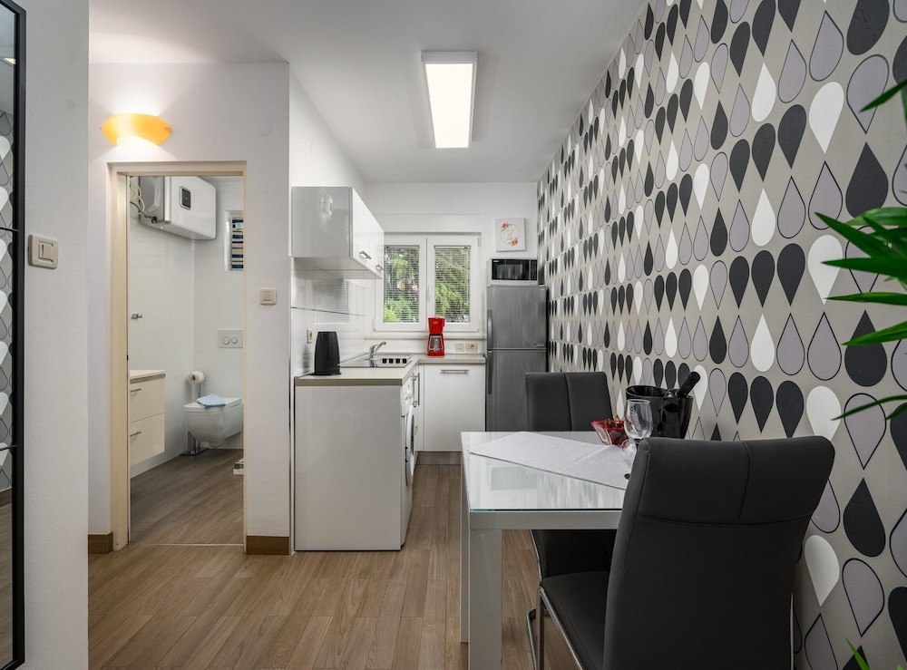 Apartment in Porec Near Sand Beach