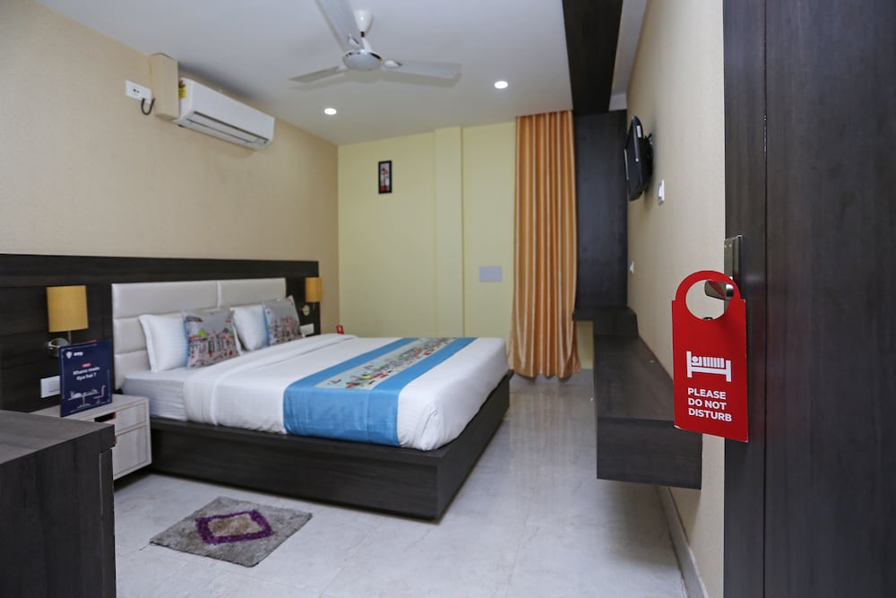 OYO 6709 Hotel L N International - Property Image 8