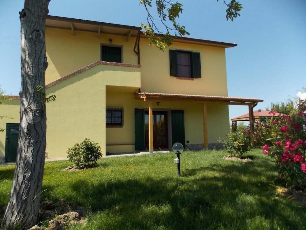 Agriturismo Fattoria Benaris