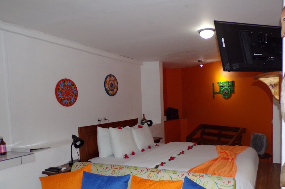 Mycasa's Bed and Breakfast