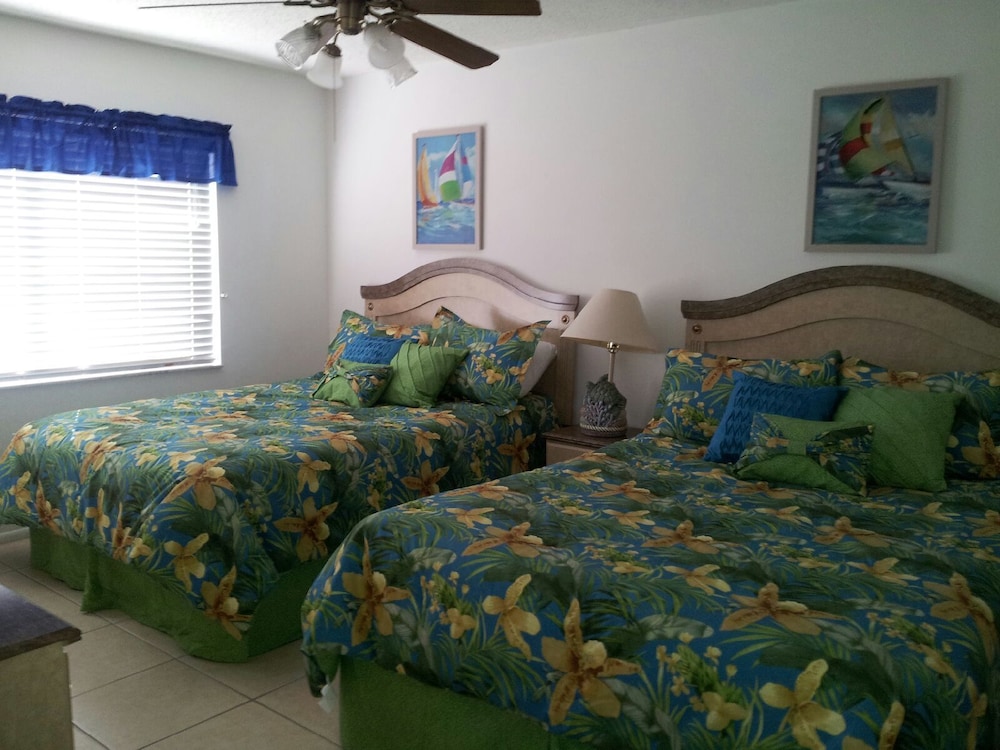 Coconuts Beach Resort