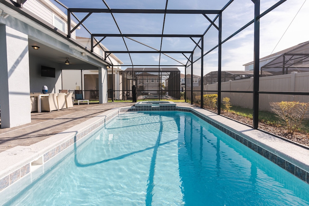 New Home Luxury 8 Bedrooms At Windsor Island
