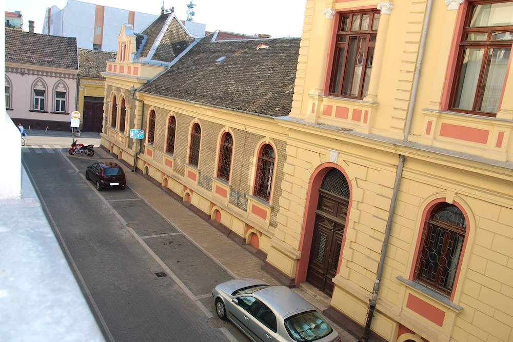 Photo 24