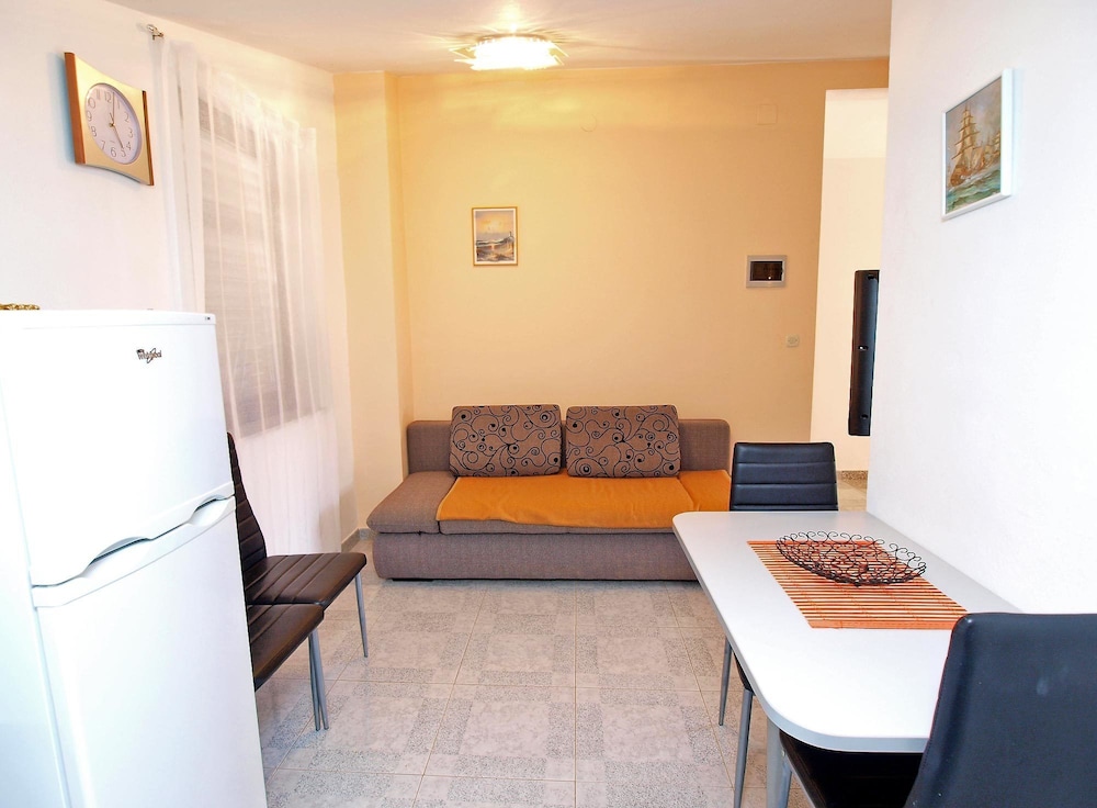 Apartments Lillies 1390