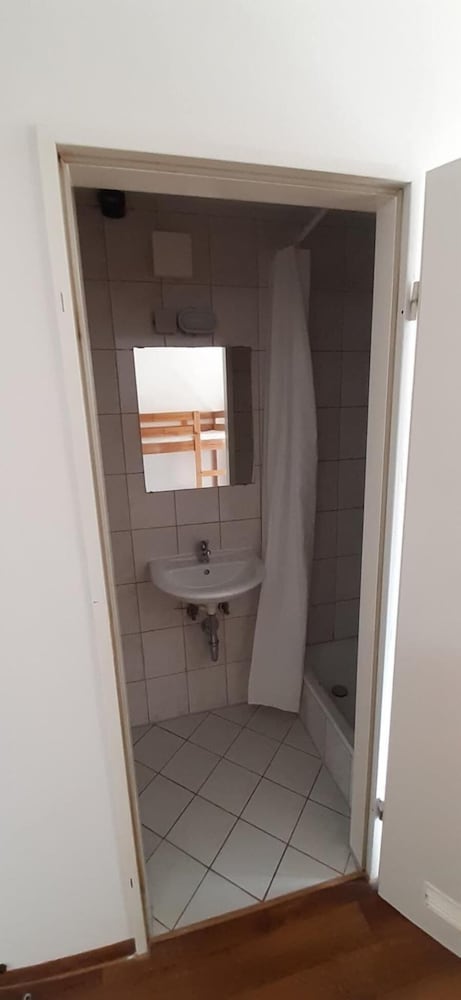 2-Rent Group Hostel Apartments EVE74